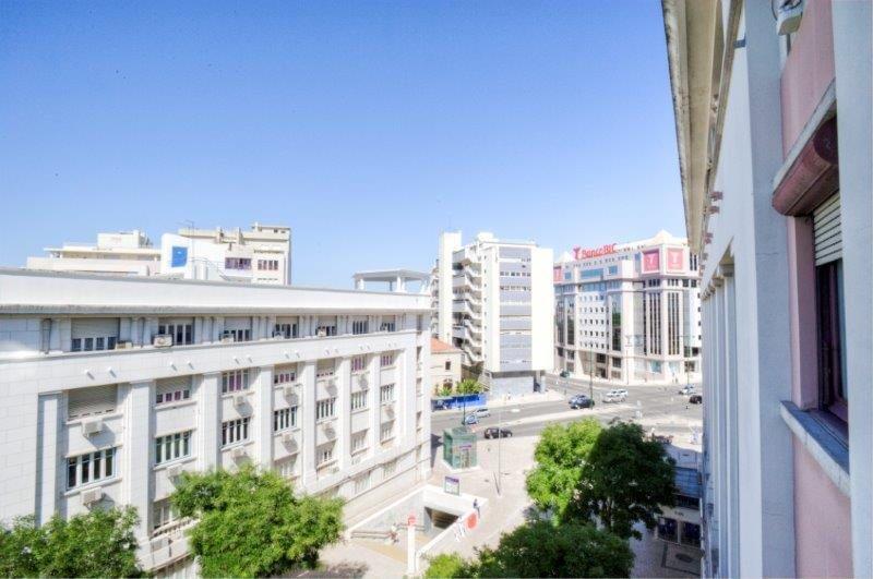 8 bedroom apartment Avenidas Novas