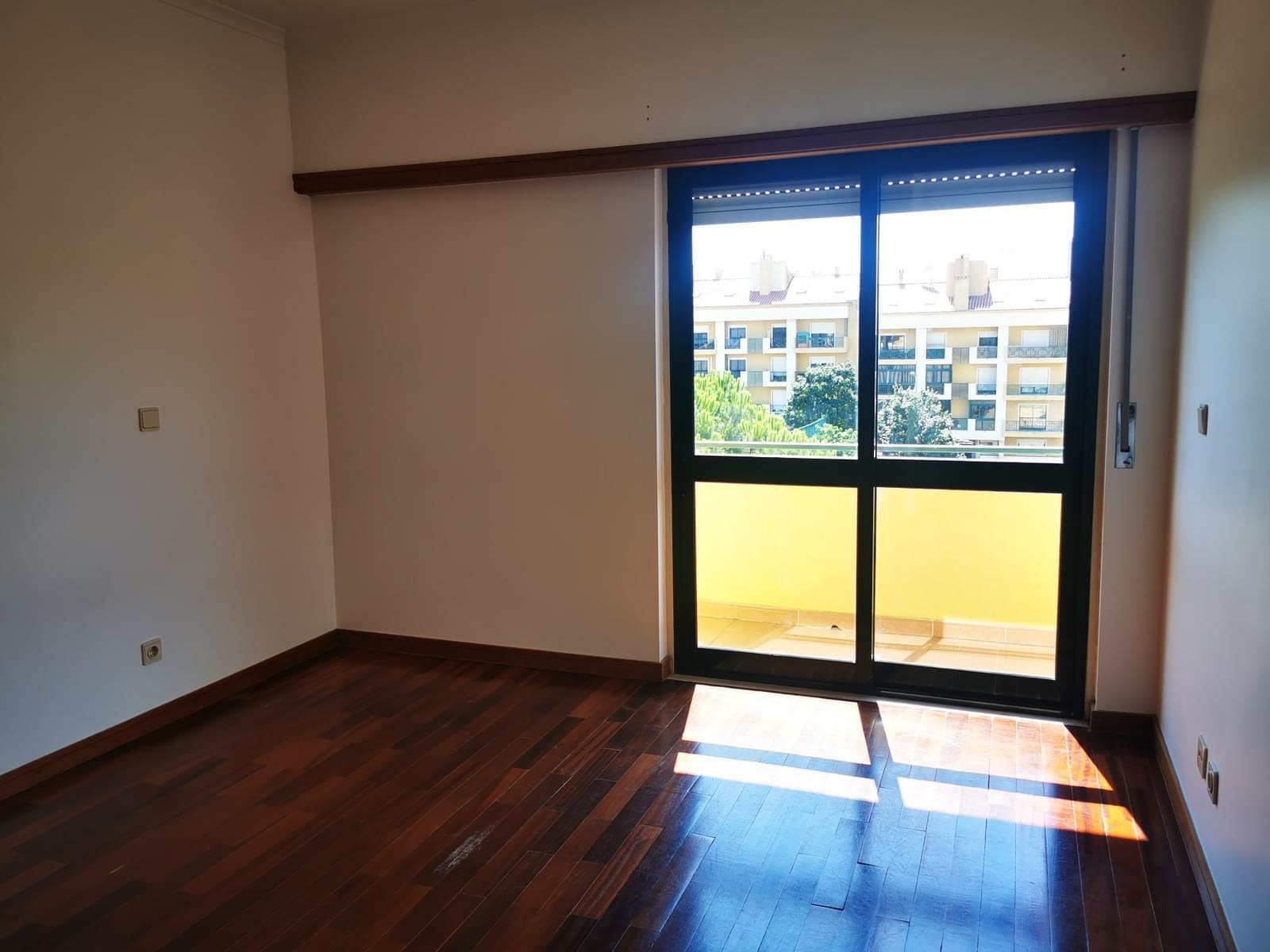 Apartamento T2 com estacionamento, Carcavelos, Cascais - Imagem 14