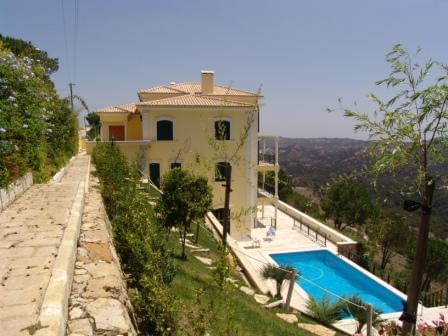 Maison normal T7+2 avec piscine