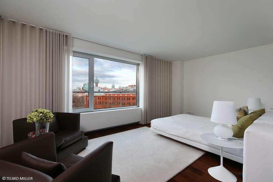 5 bedroom apartment with a swimming pool