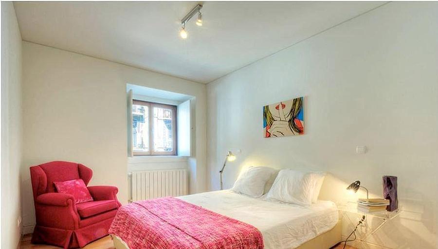 2 Bedroom Apartment, Chiado, Lisboa