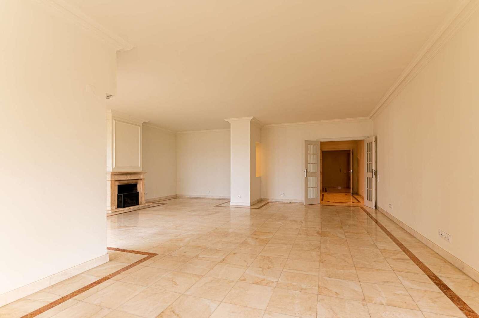 Apartamento T4 com piscina, São João do Estoril, Cascais - Imagem 4