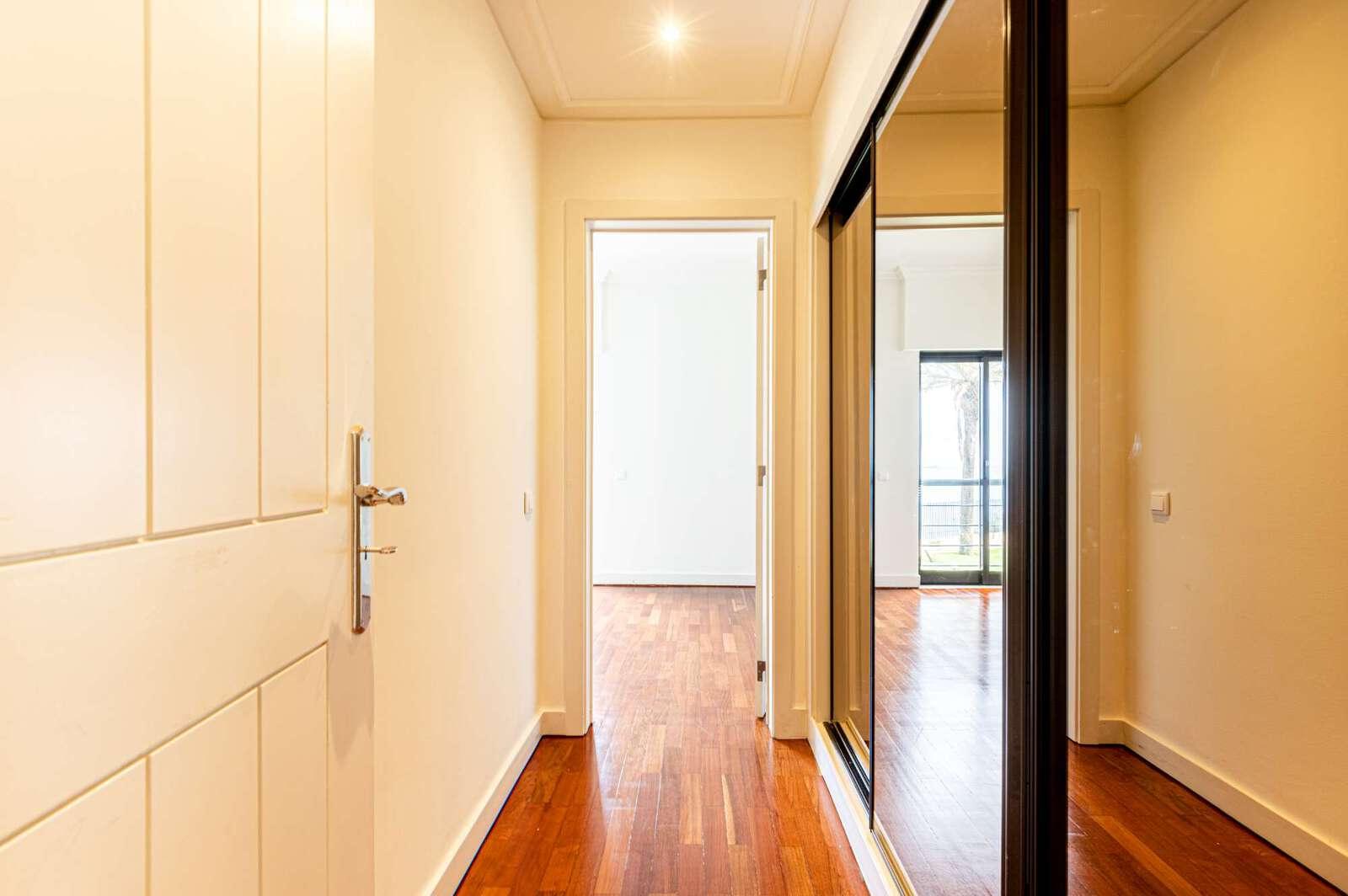 Apartamento T4 com piscina, São João do Estoril, Cascais - Imagem 16