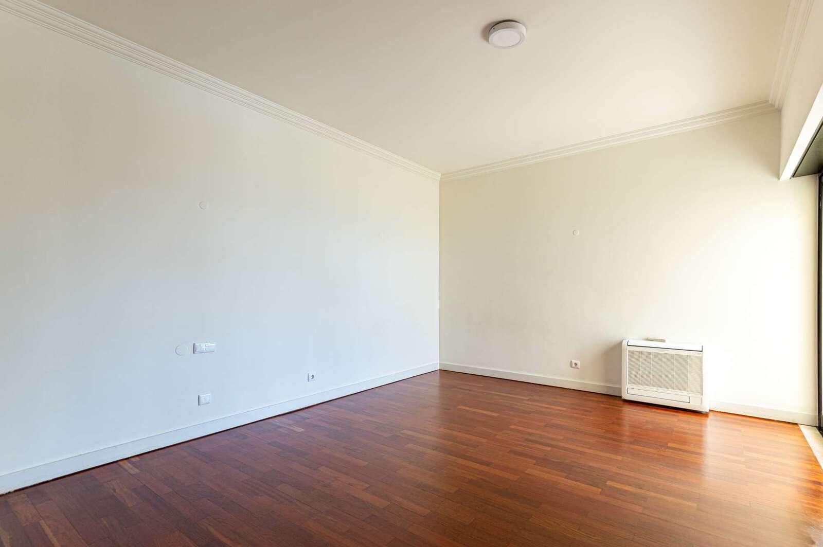 Apartamento T4 com piscina, São João do Estoril, Cascais - Imagem 17