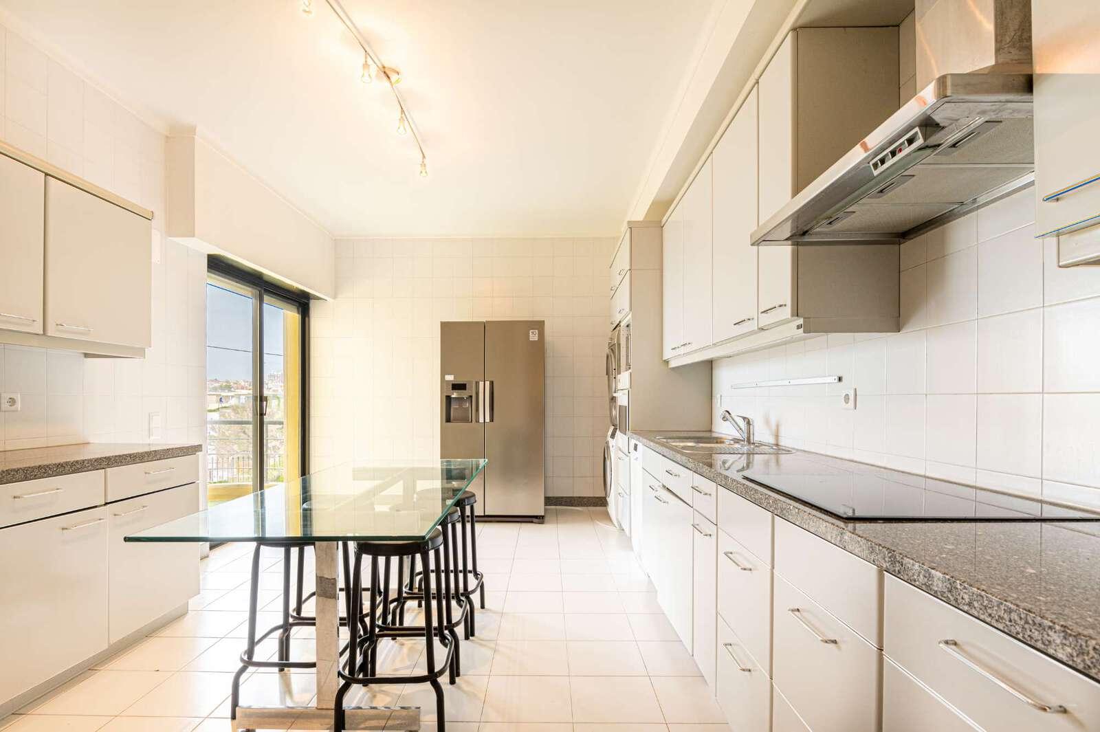 Apartamento T4 com piscina, São João do Estoril, Cascais - Imagem 11