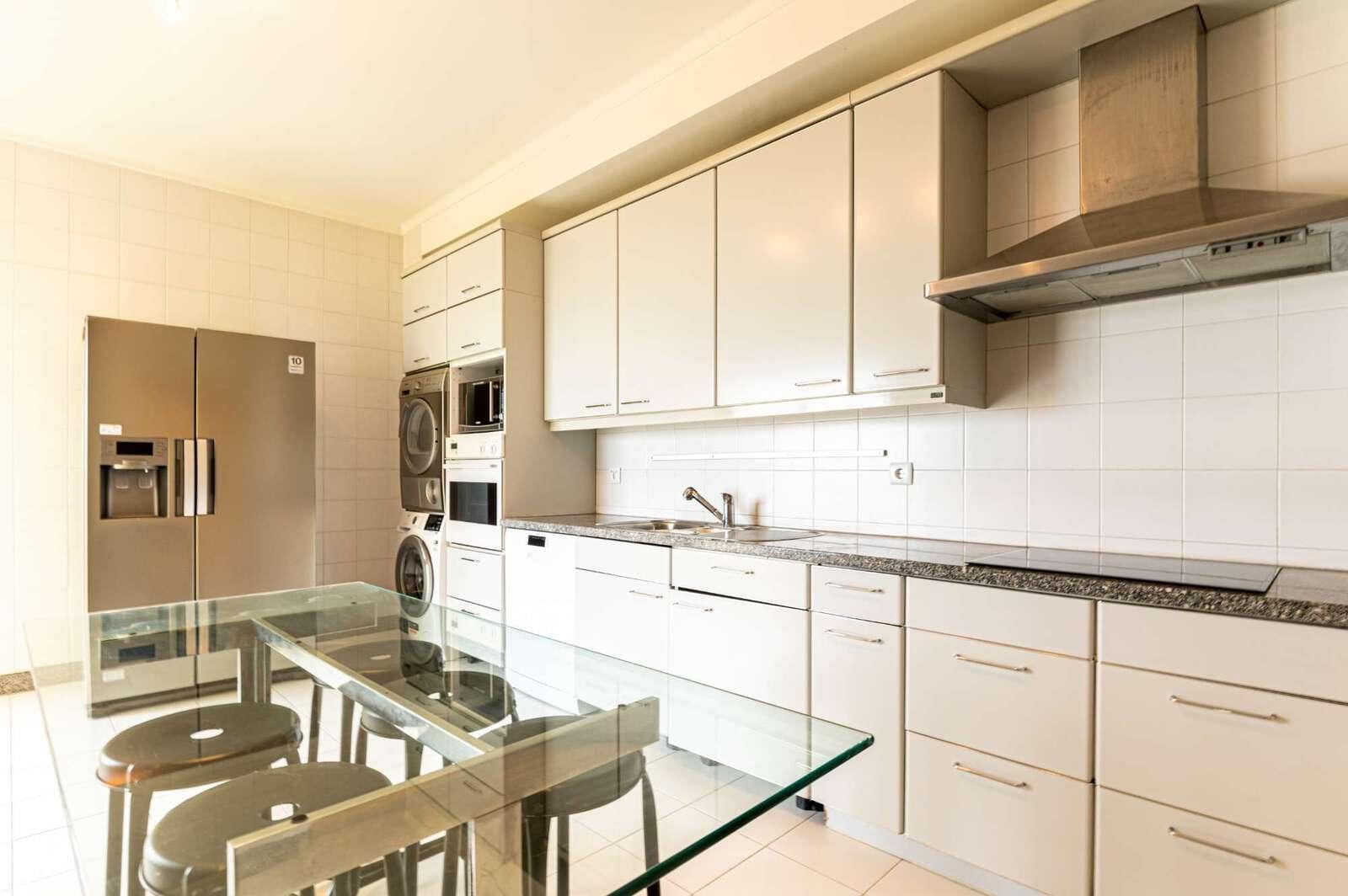 Apartamento T4 com piscina, São João do Estoril, Cascais - Imagem 10