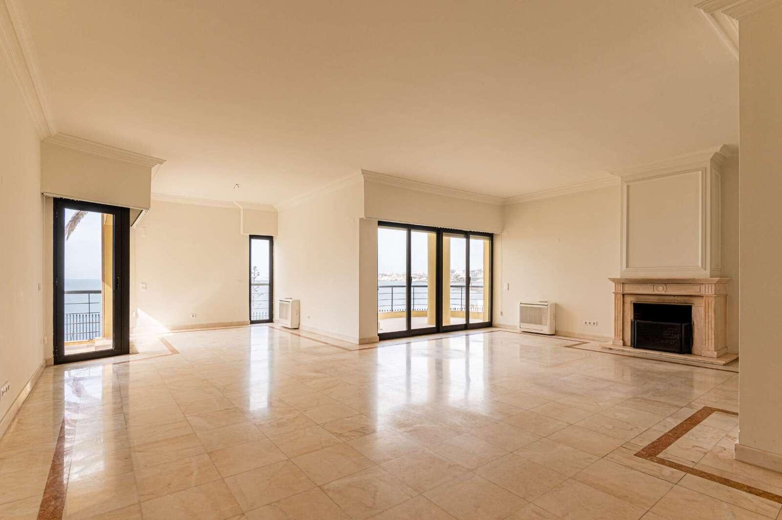 Apartamento T4 com piscina, São João do Estoril, Cascais - Imagem 2