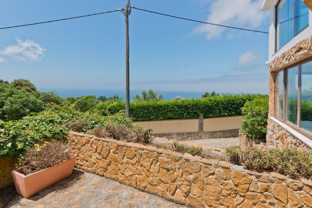 Moradia T3 + 1 com piscina, Biscaia, Cascais - Imagem 5