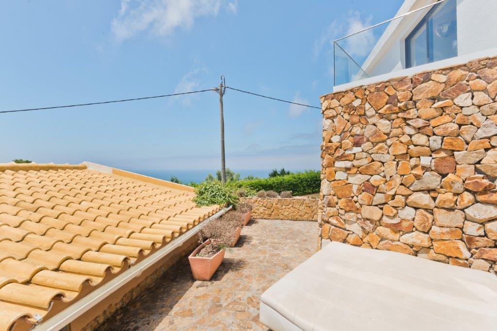 Moradia T3 + 1 com piscina, Biscaia, Cascais - Imagem 6
