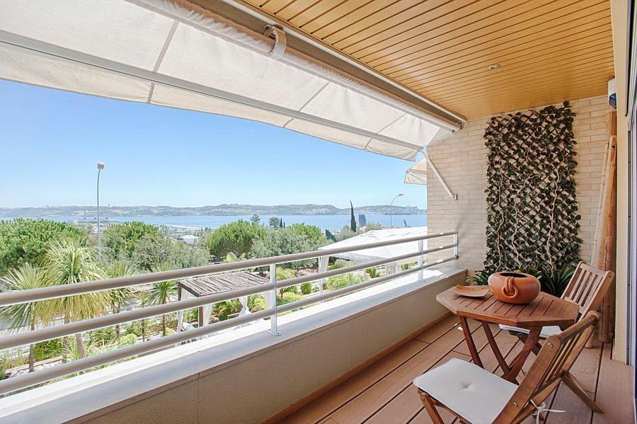 Apartamento T4 duplex a luxury home for sale in Oeiras, , Lisboa