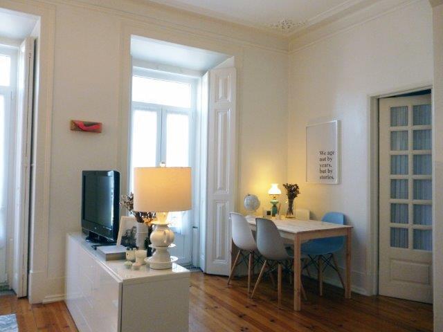 2 Bedroom Apartment with a view, Chiado, Lisboa