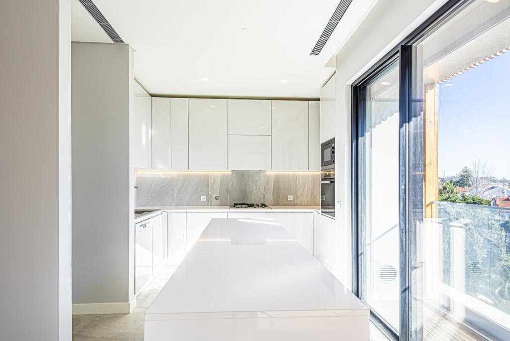 Apartamento T3+1 com estacionamento