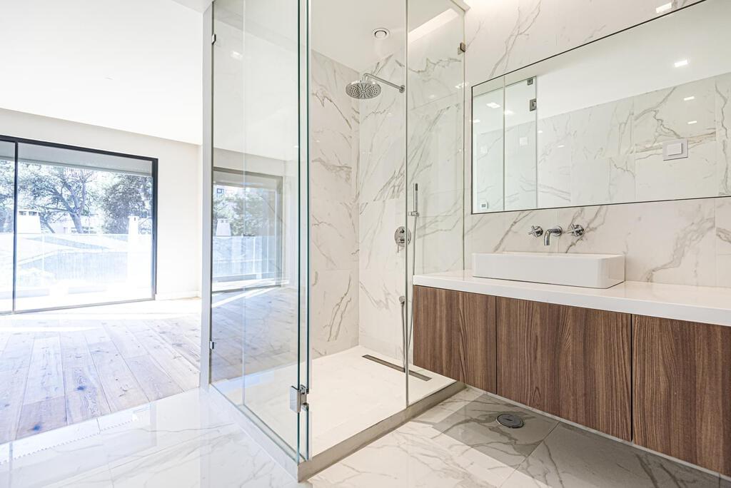 Apartamento T3+1 com estacionamento