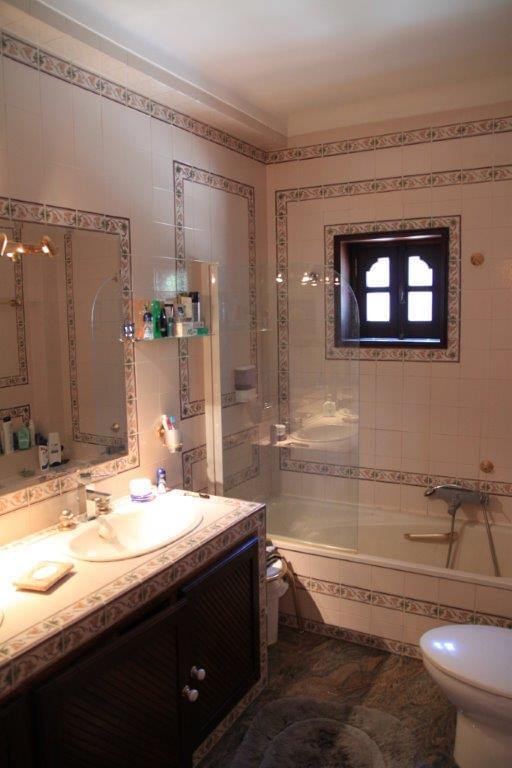 Maison normal T7+2 avec piscine