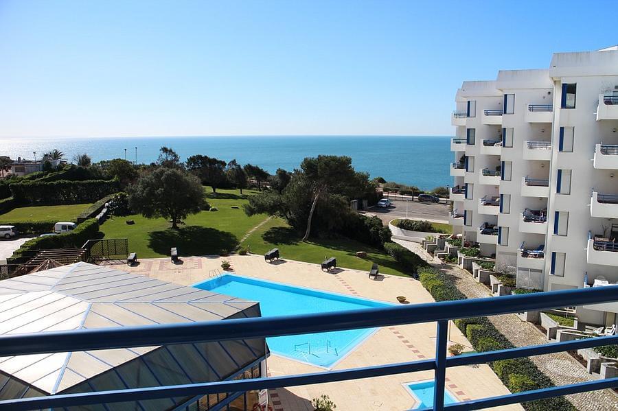 2 Bedroom Apartment with swimming pool, Gandarinha, Cascais - Image 4