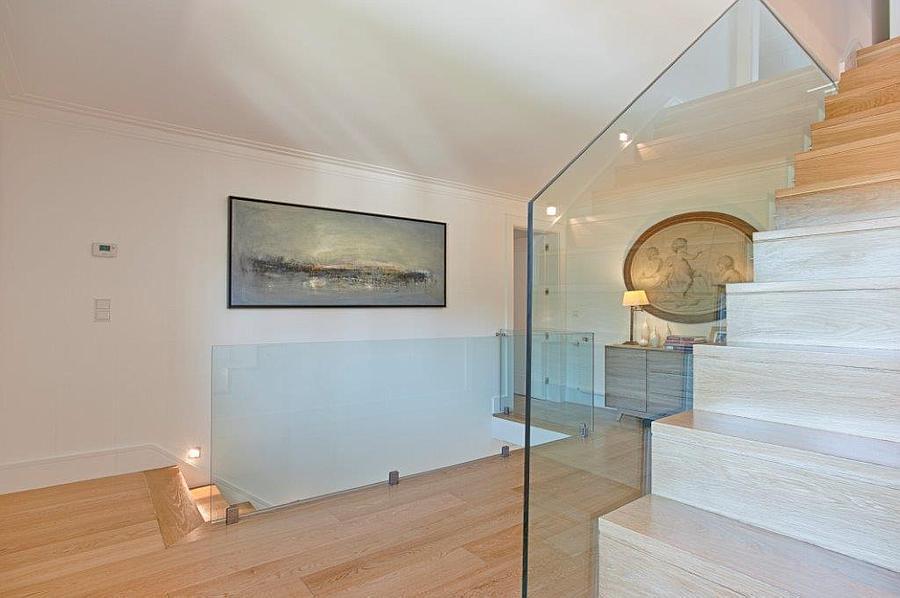 4 bedroom villa with a swimming pool