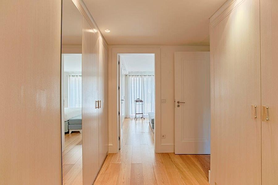 4 bedroom villa with a swimming pool