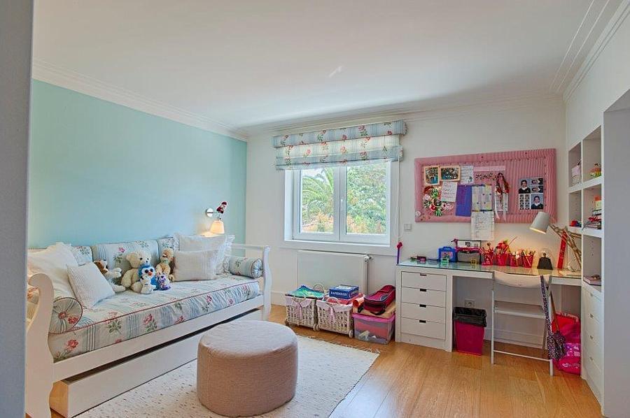 4 bedroom villa with a swimming pool