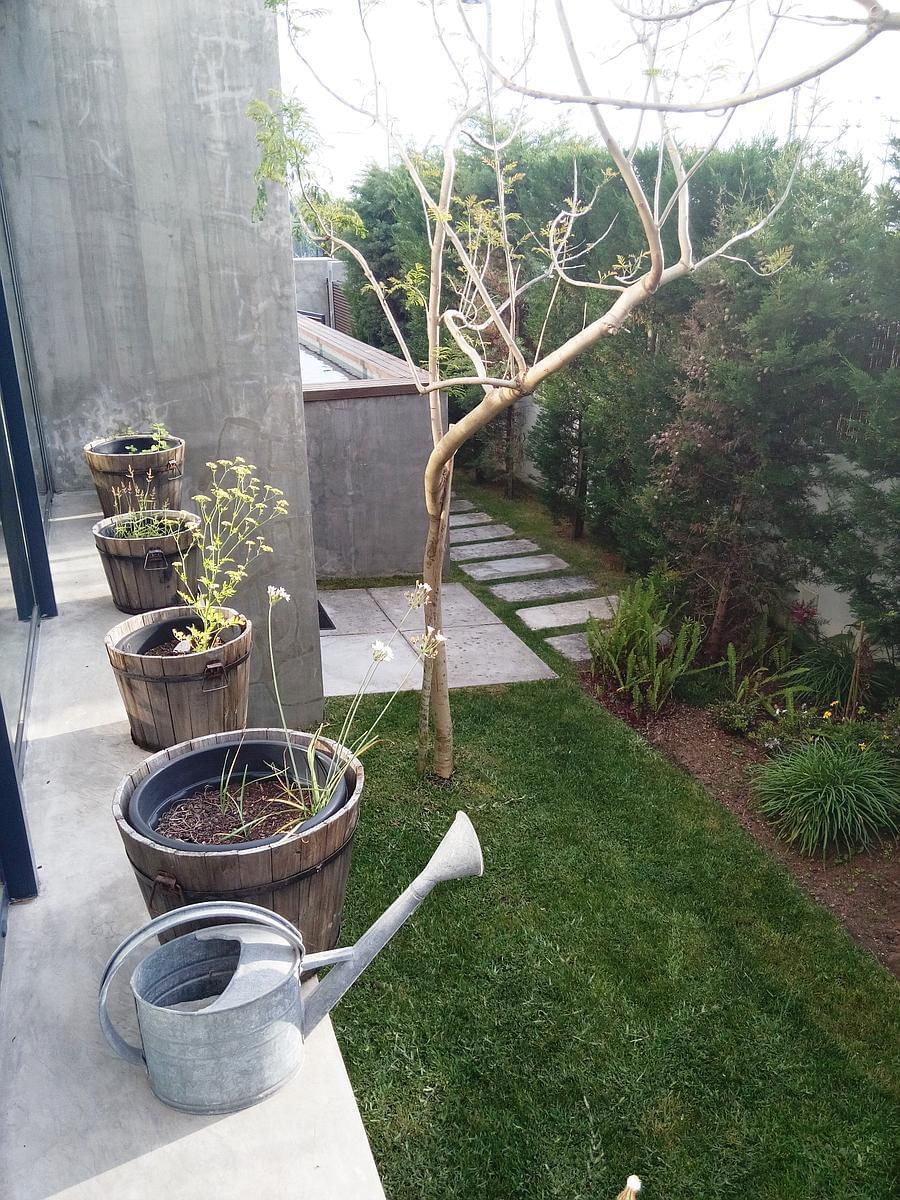 5 bedroom villa with a swimming pool