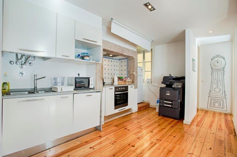 PF12248, Duplex T2, Lisboa