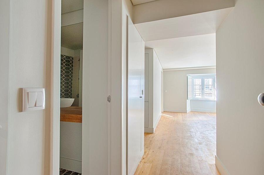 1 Bedroom Apartment in Bica dos Olhos, São Paulo, Lisboa