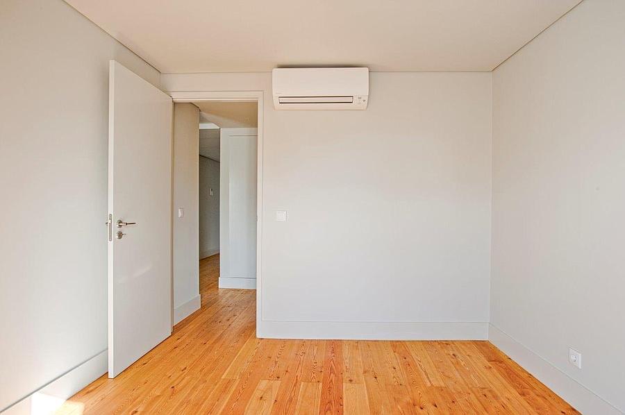 1 Bedroom Apartment in Bica dos Olhos, São Paulo, Lisboa