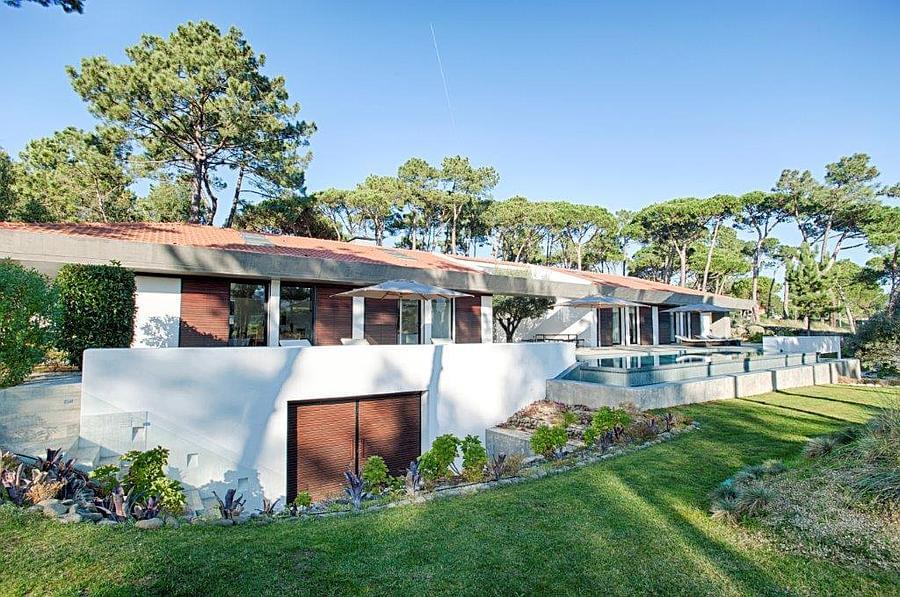 Moradia T5 com piscina