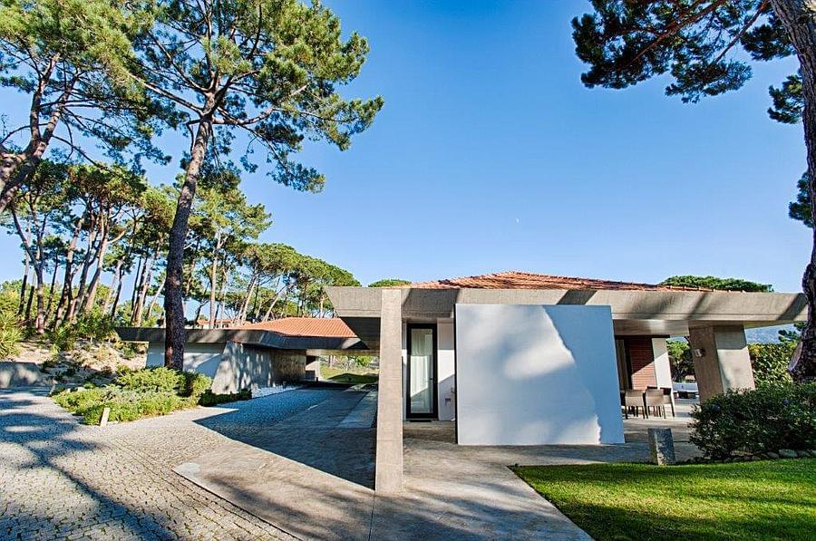 Moradia T5 com piscina