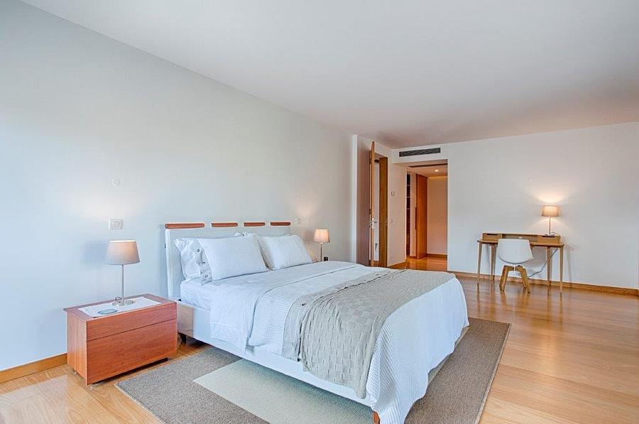 Moradia T5 com piscina