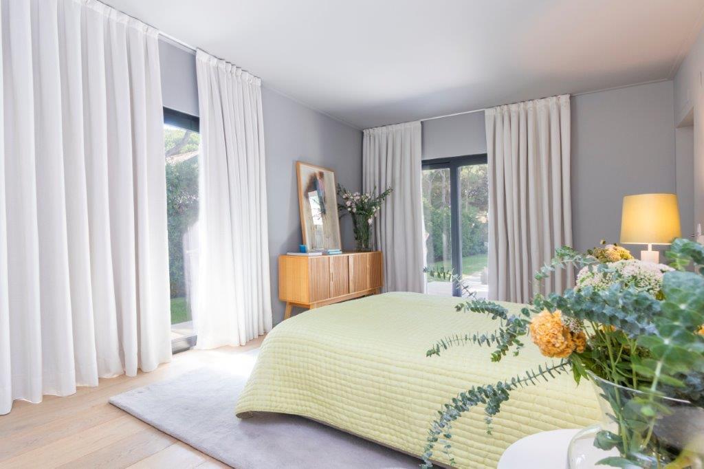 5 bedroom villa with a swimming pool