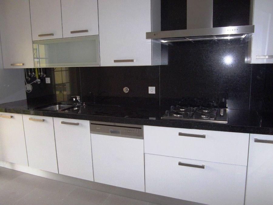 Appartement T4 avec piscine dans un condominium fermé