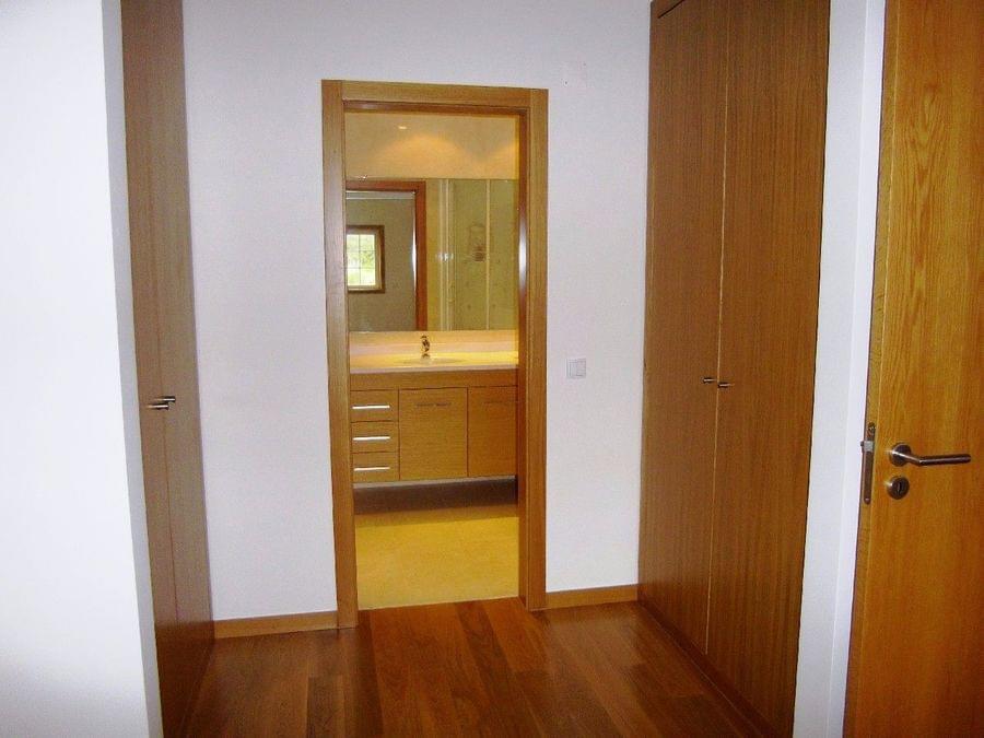 Appartement T4 avec piscine dans un condominium fermé