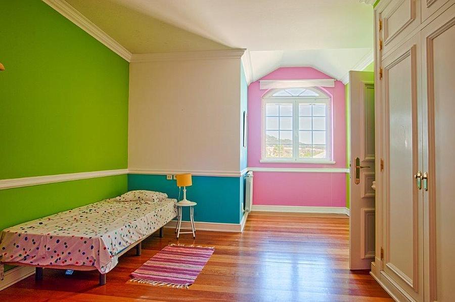 5 bedroom villa with a swimming pool