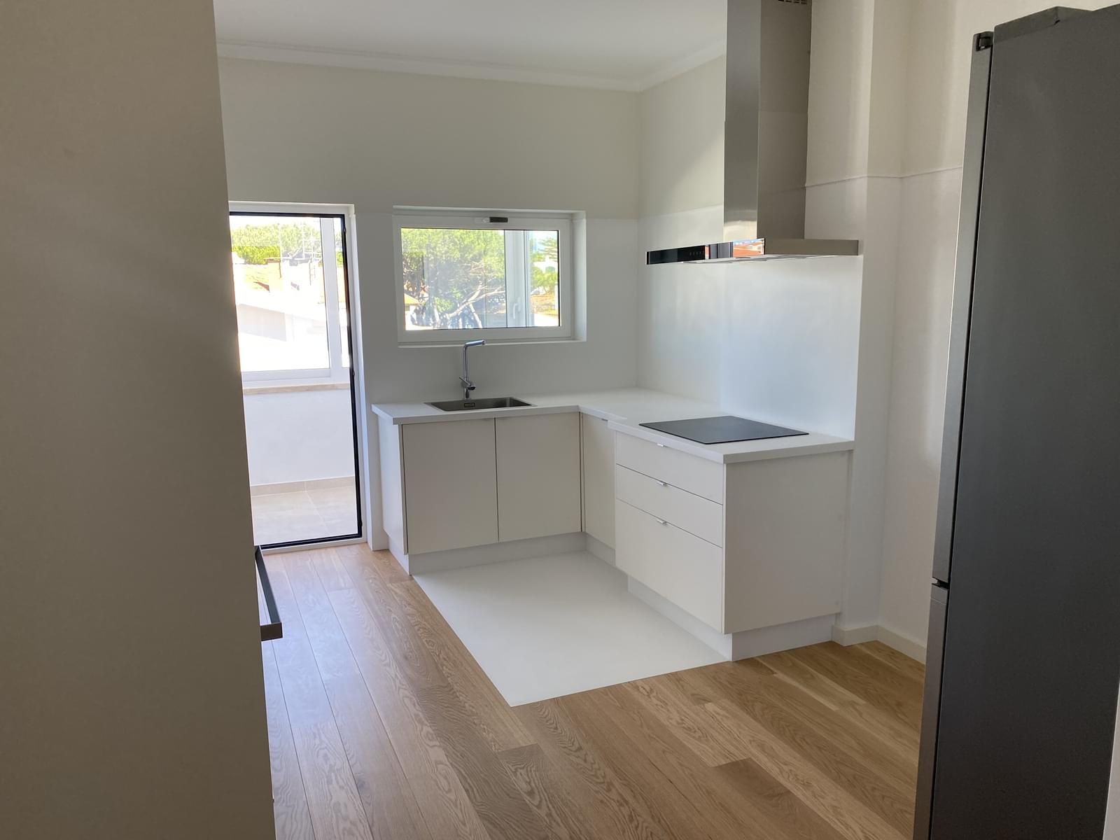 Apartamento T3 com jardim, Bairro do Rosário, Cascais - Imagem 13