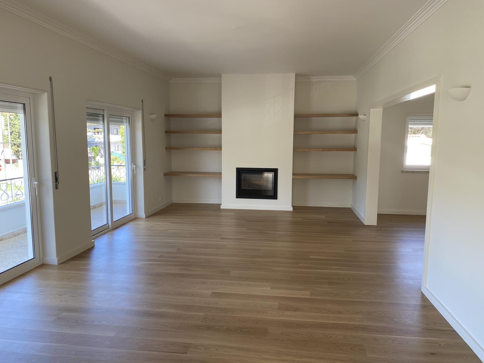 Apartamento T3 com jardim, Bairro do Rosário, Cascais - Imagem 2