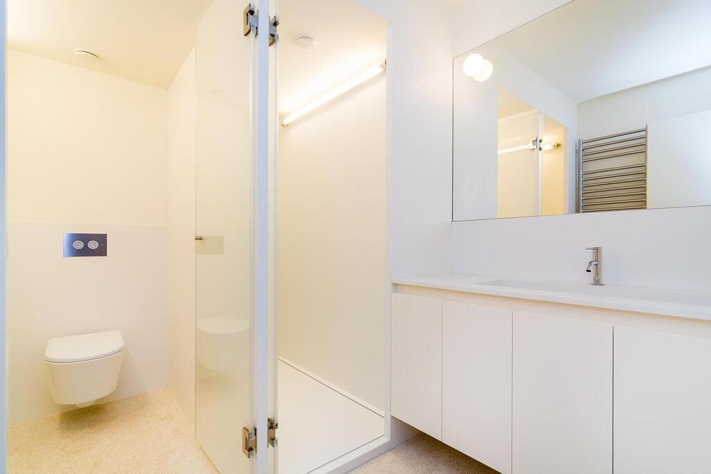 4 bedroom apartment new