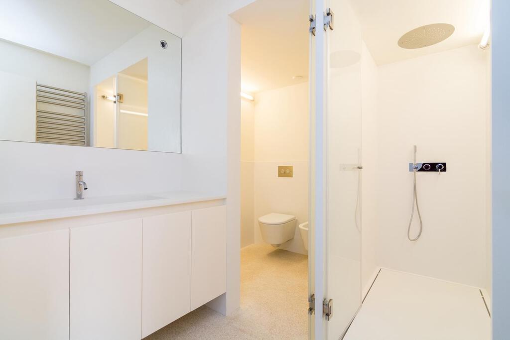 4 bedroom apartment new