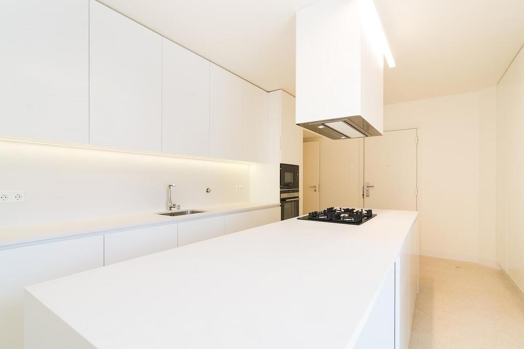 4 bedroom apartment new