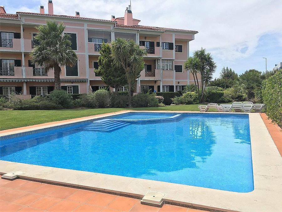2 Bedroom Apartment with swimming pool, Quinta da Beloura, Sintra