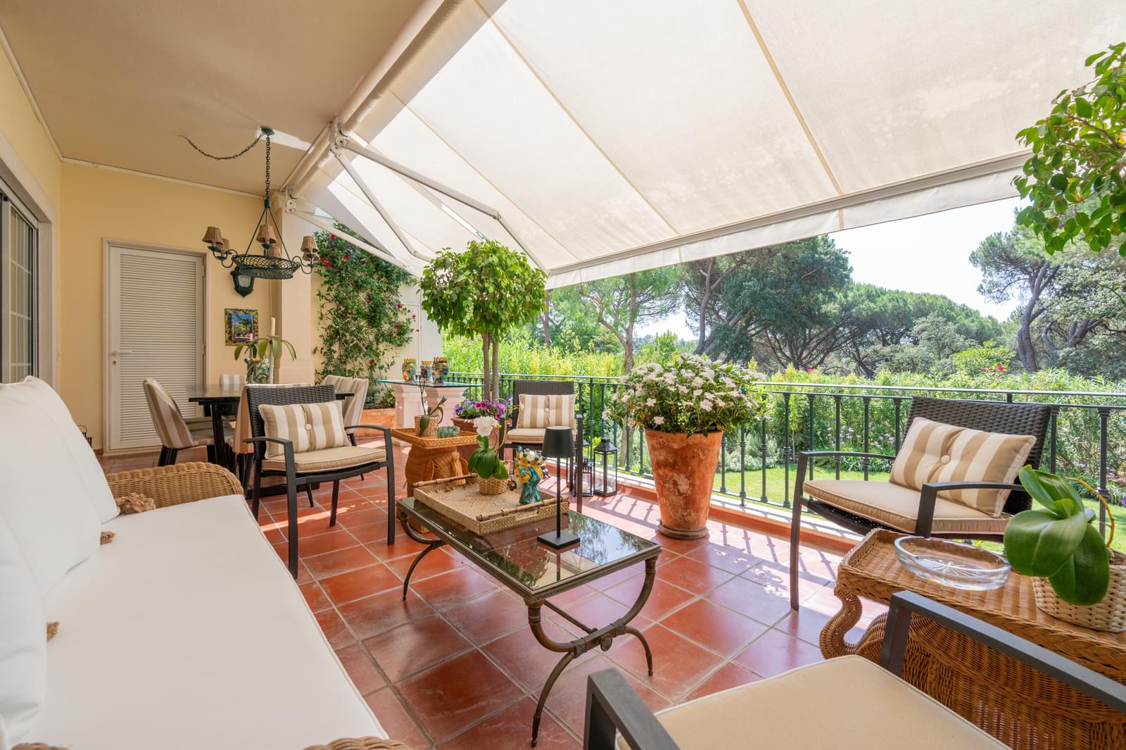 Apartamento T4 com piscina, Quinta Patino, Cascais - Imagem 1