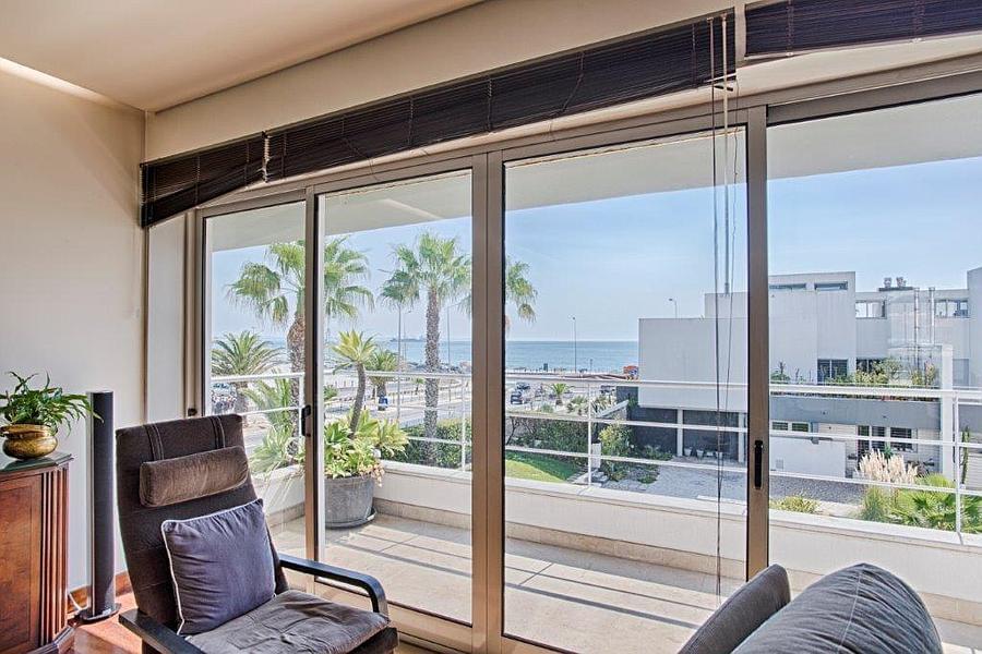 4 bedroom villa with a swimming pool