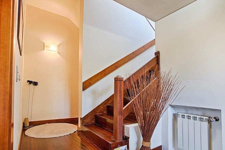 4 bedroom villa with a swimming pool