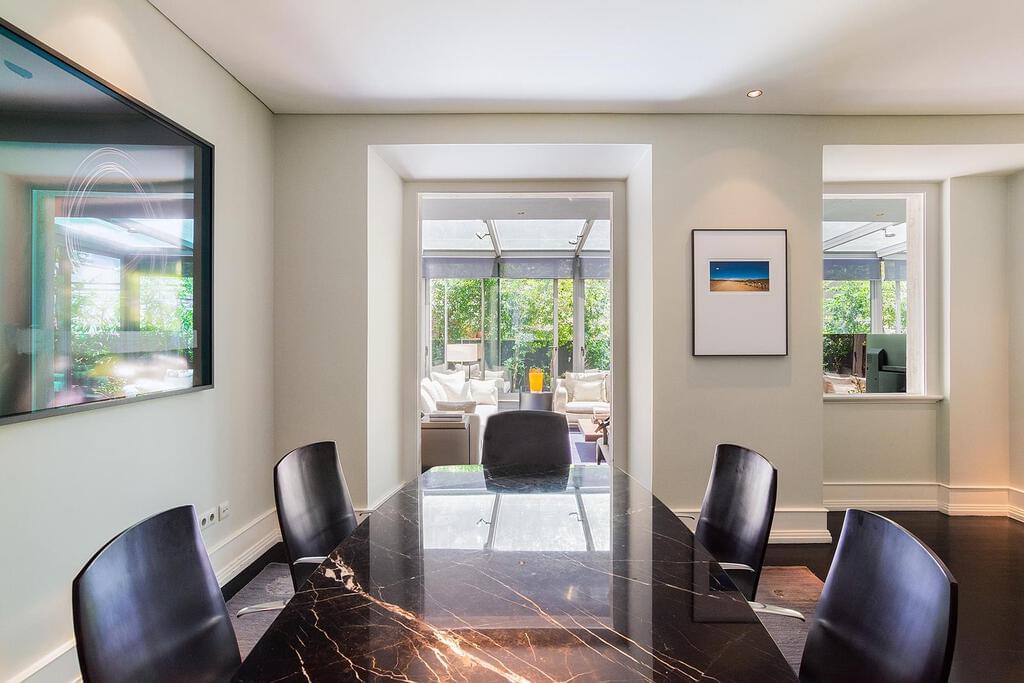 2 bedroom apartment refurbished