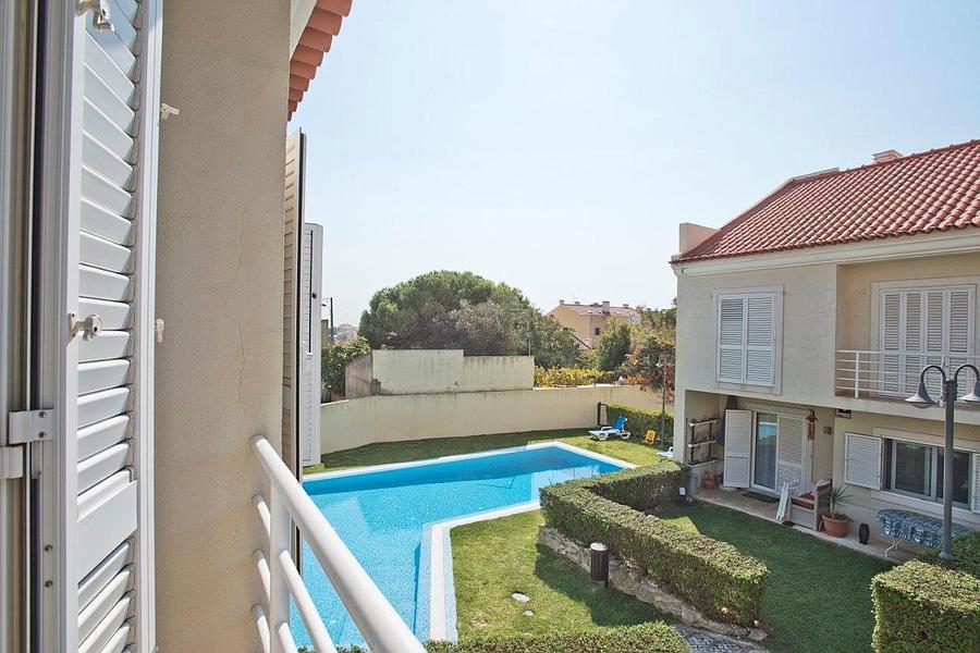 Maison normal T3+2 avec piscine dans un condominium fermé