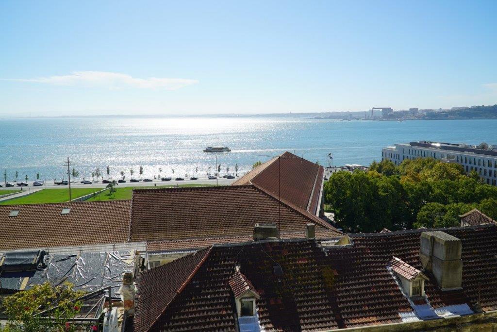 3 Bedroom Apartment in The Cordon, Chiado, Lisboa