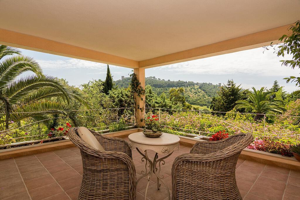 pf15776-quinta-sesimbra-be55ad8e-9104-4148-8039-5e48d1ba1876