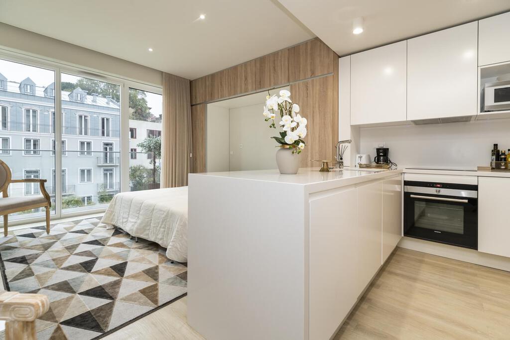 Studio Apartment with a view, Avenida da Liberdade, Lisboa