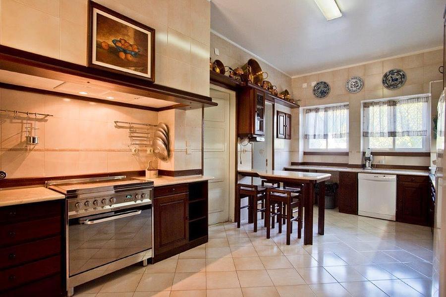5 Bedroom House with swimming pool, Estoril, Cascais