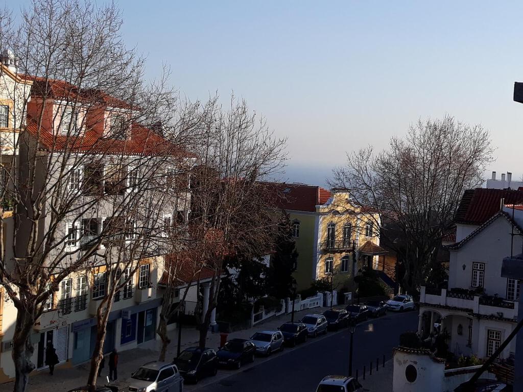 3 bedroom apartment with a swimming pool in gated community