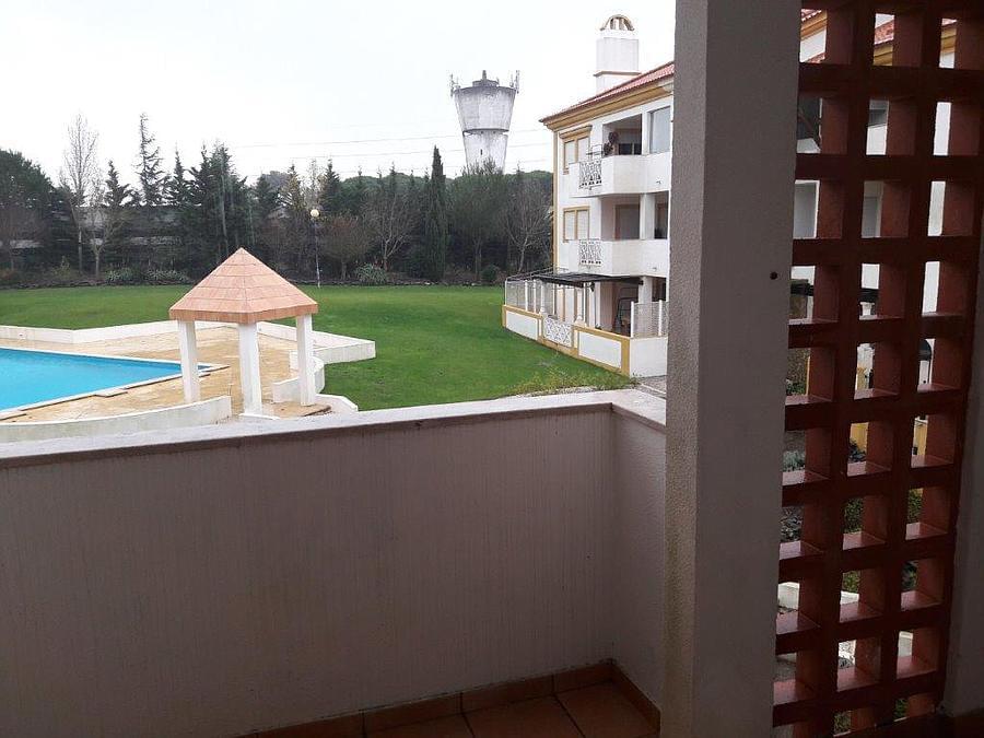 Appartement T3 avec piscine dans un condominium fermé